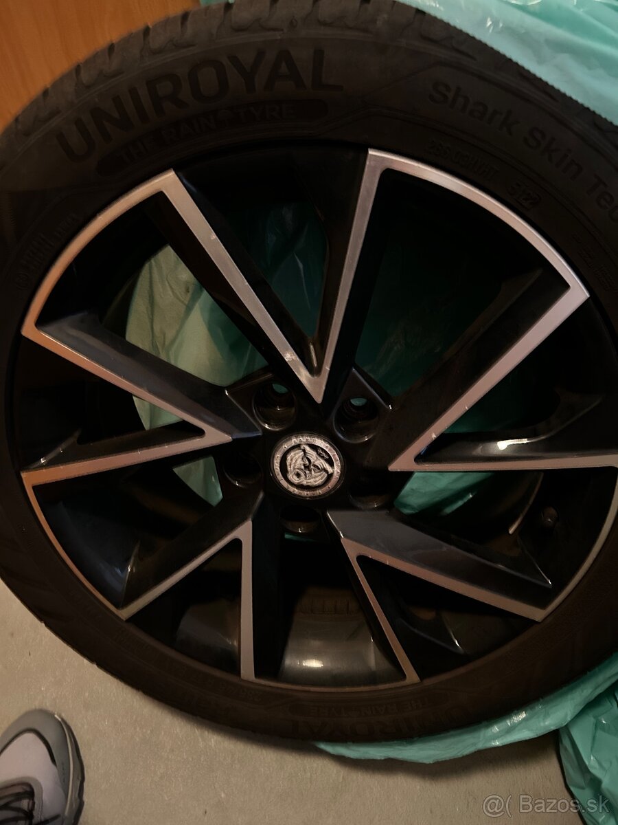 Elektrony a letné pneumatiky R17 - 4