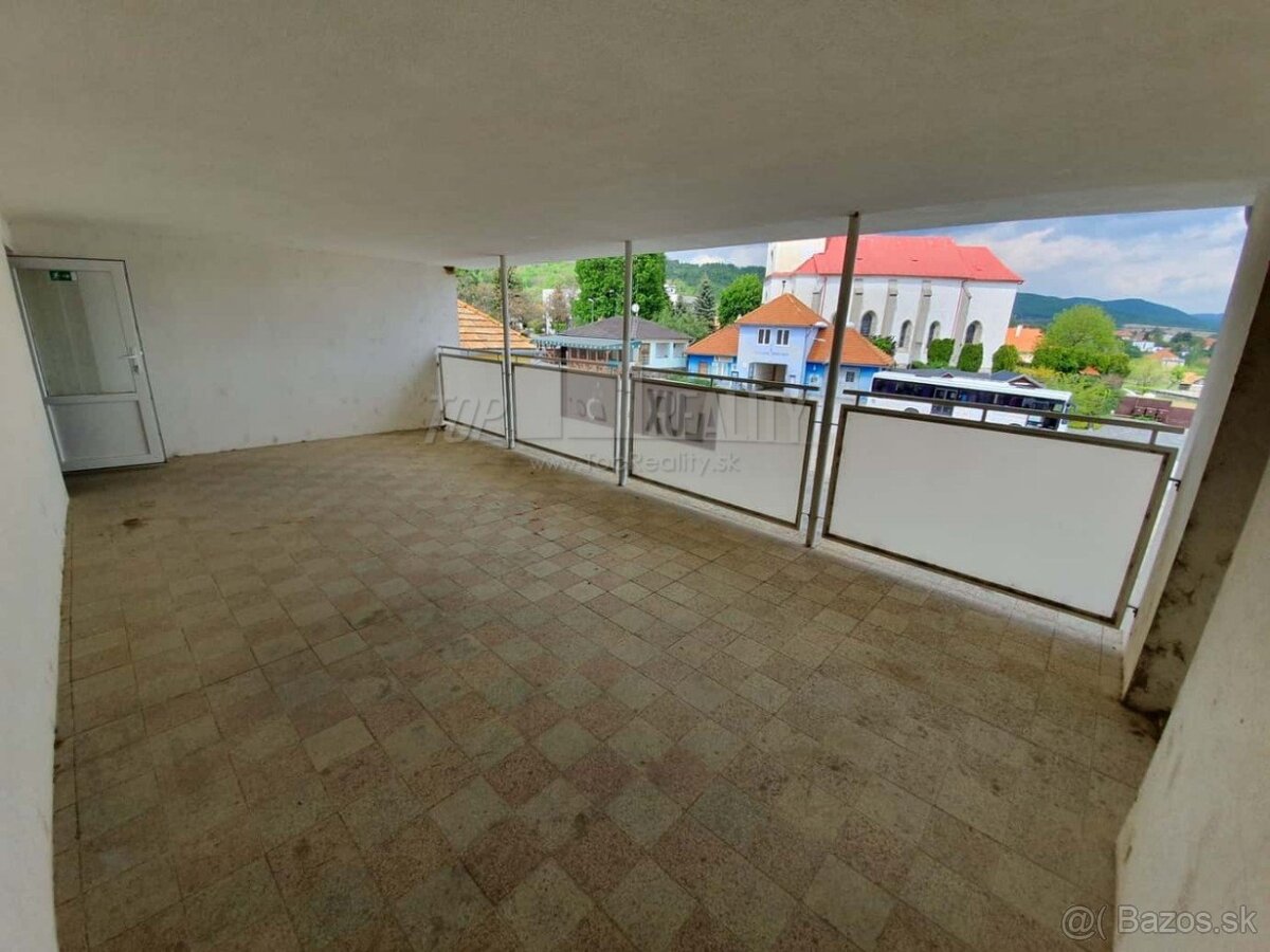NA PRENÁJOM obchodný priestor s terasou v PUKANCI - 4