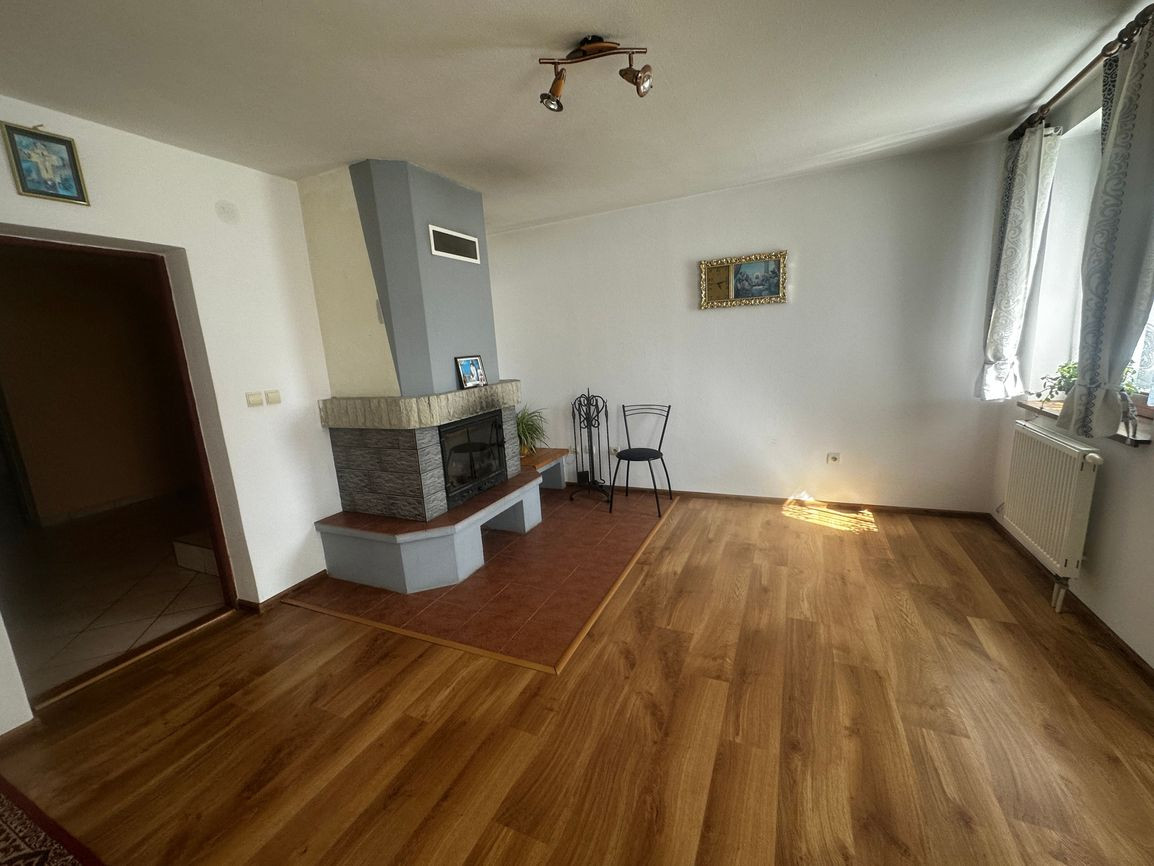 7 izb. priestranný rodinný dom Nová Dubnica - Veľký Kolačín - 4