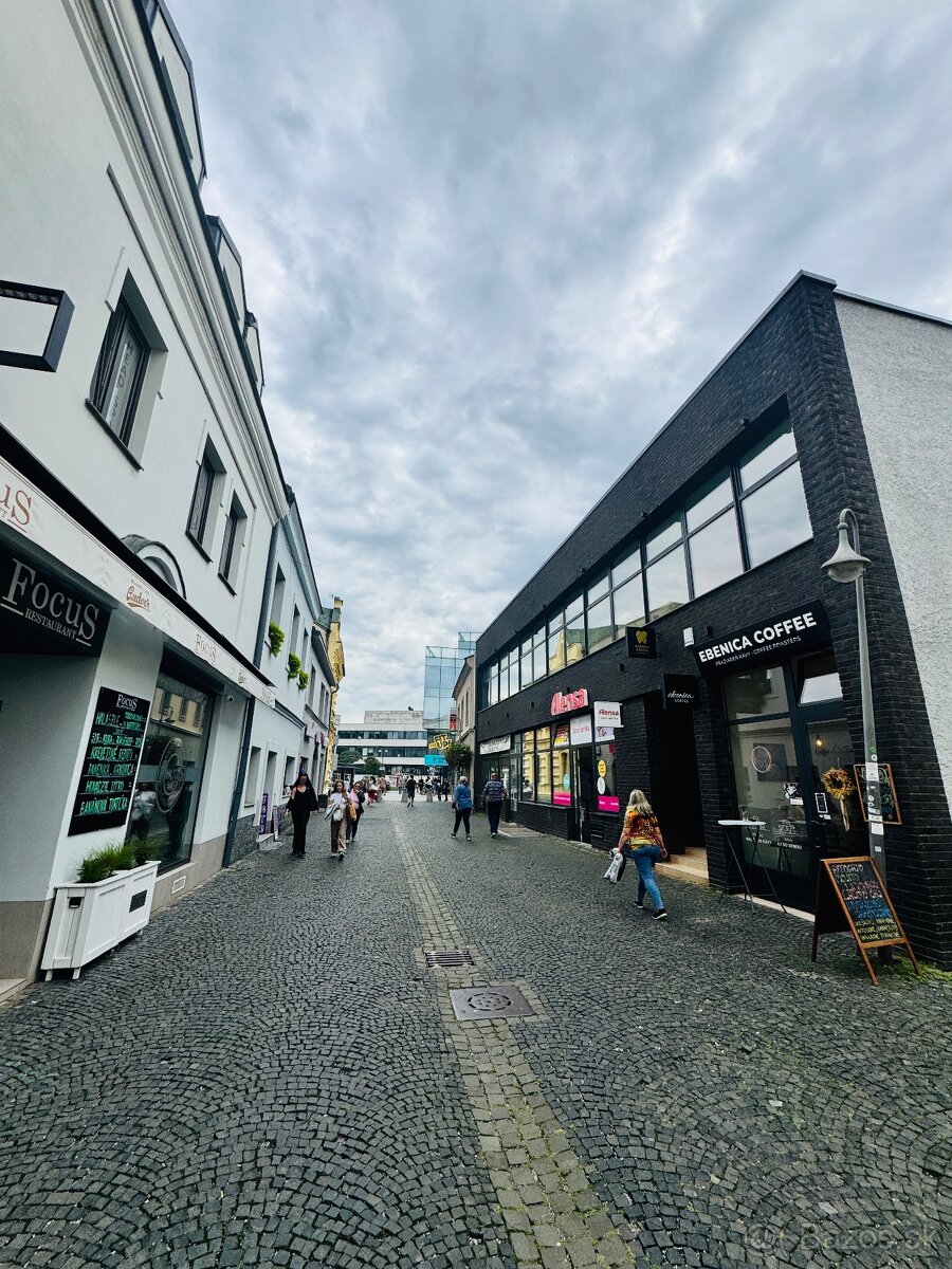 Priestory pre Foodtrucky/stánky v centre Žiliny - Bottova - 4