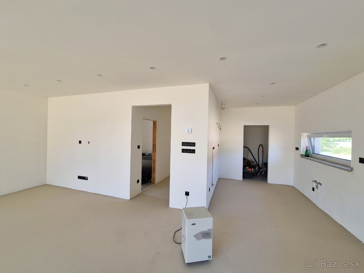 Novostavba rodinného domu Levice, časť Kalinčiakovo - 4