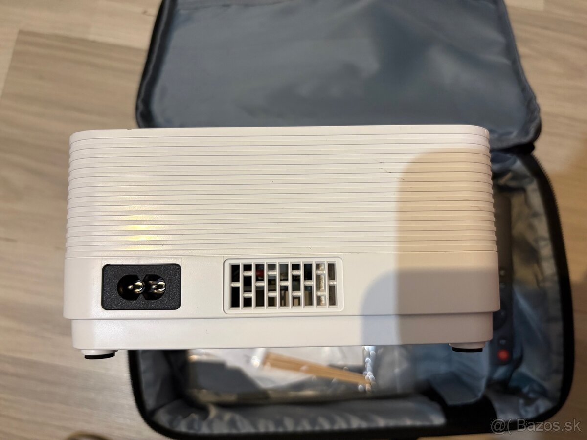 Vankyo Leisure 470 - 4