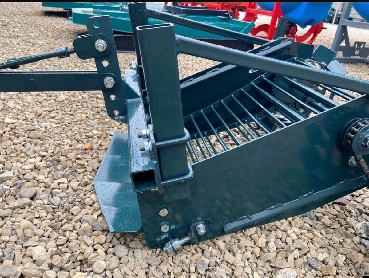 Jednoradový vyorávač zemiakov s dopravníkom - 4