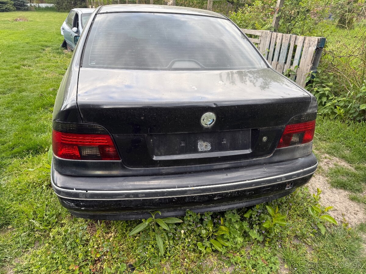 bmw v celku na suciastky e39 523i, 2000 - 4