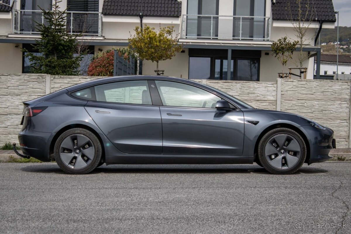 Tesla Model 3 366kW - 4