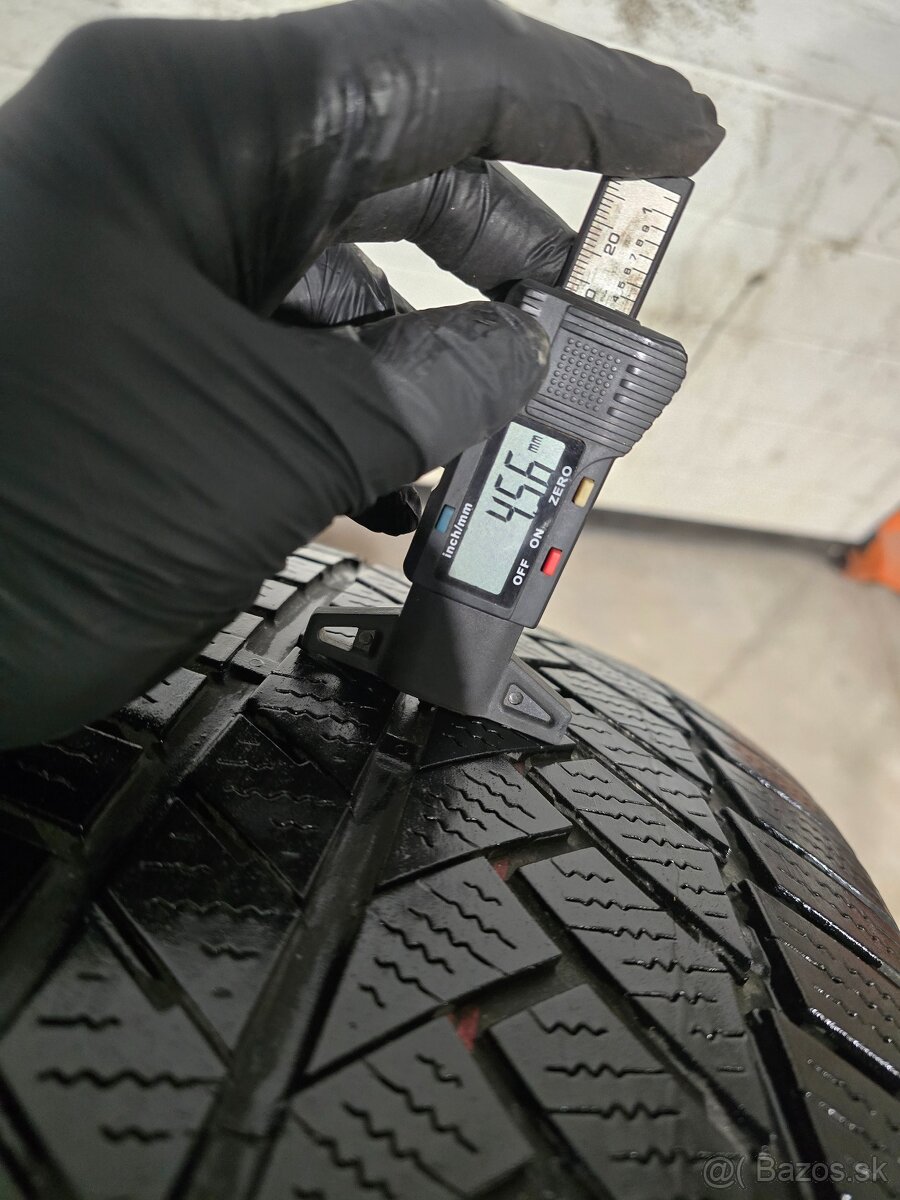 Zimné Pneu Continental 255/45 R20 - 4