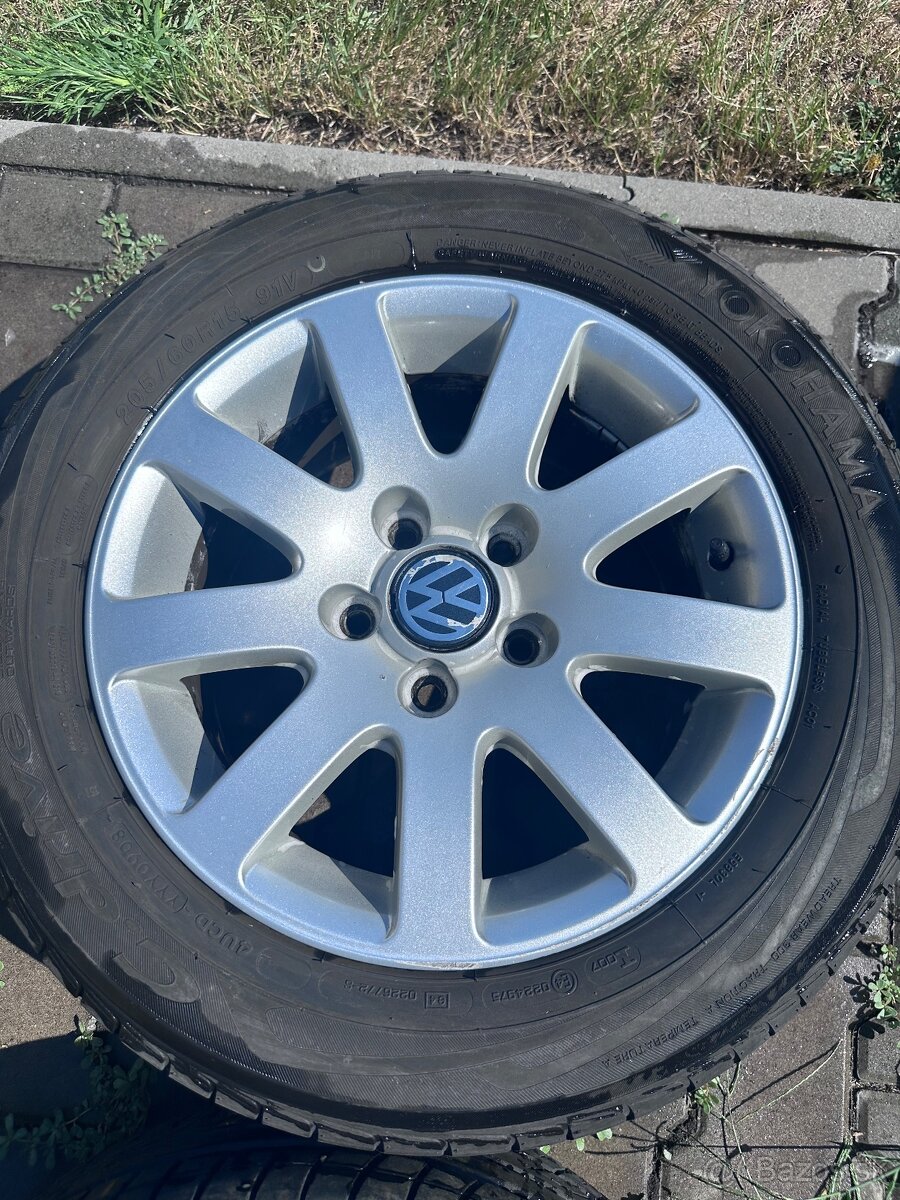 Elektróny 5X112 205/60R15 - 4