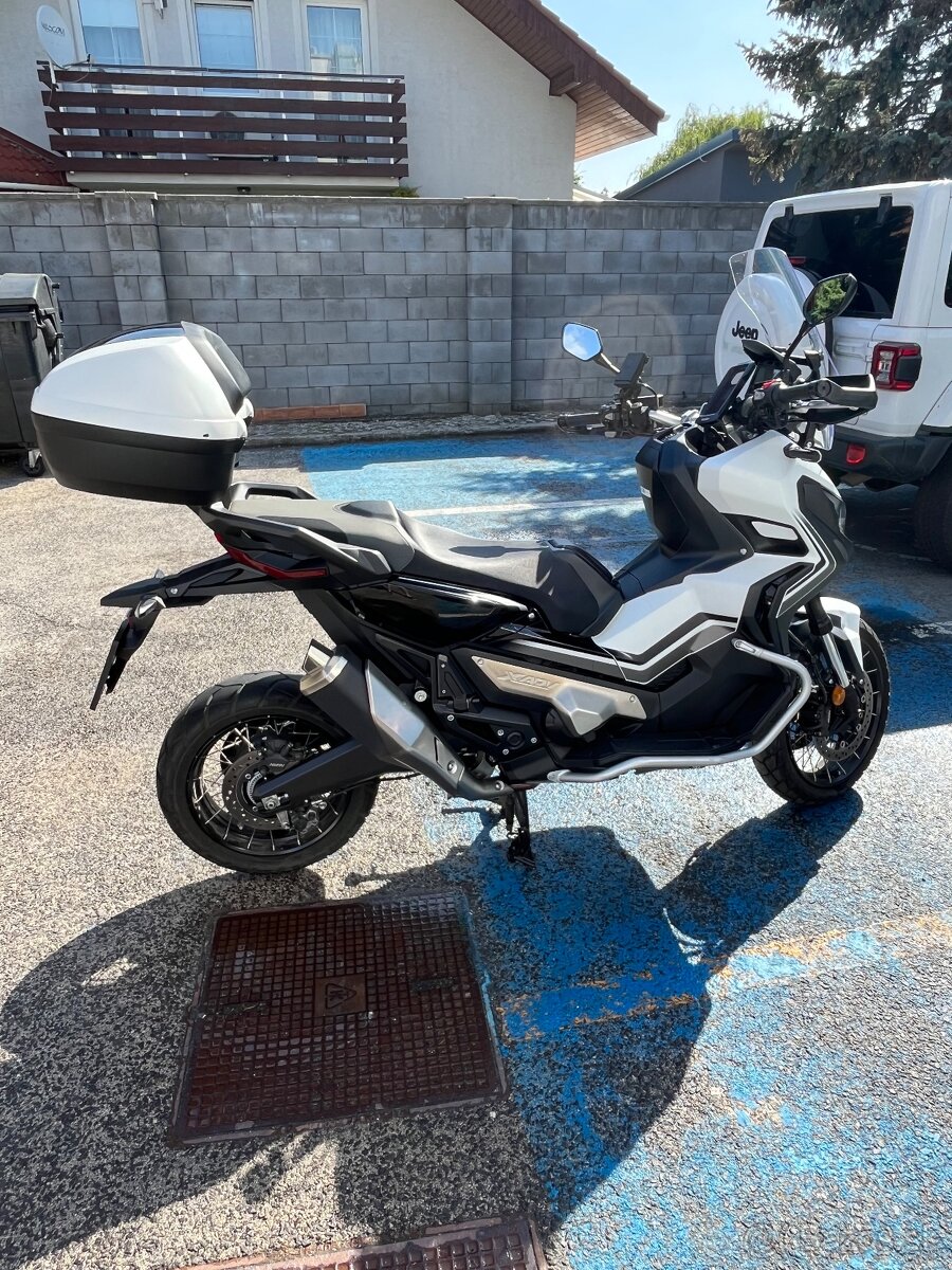 Honda X-ADV 750 - 4