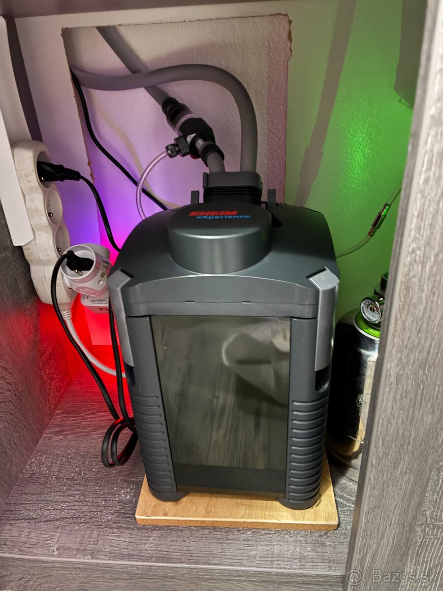 Predám 36L optiwhite akvárium - 4