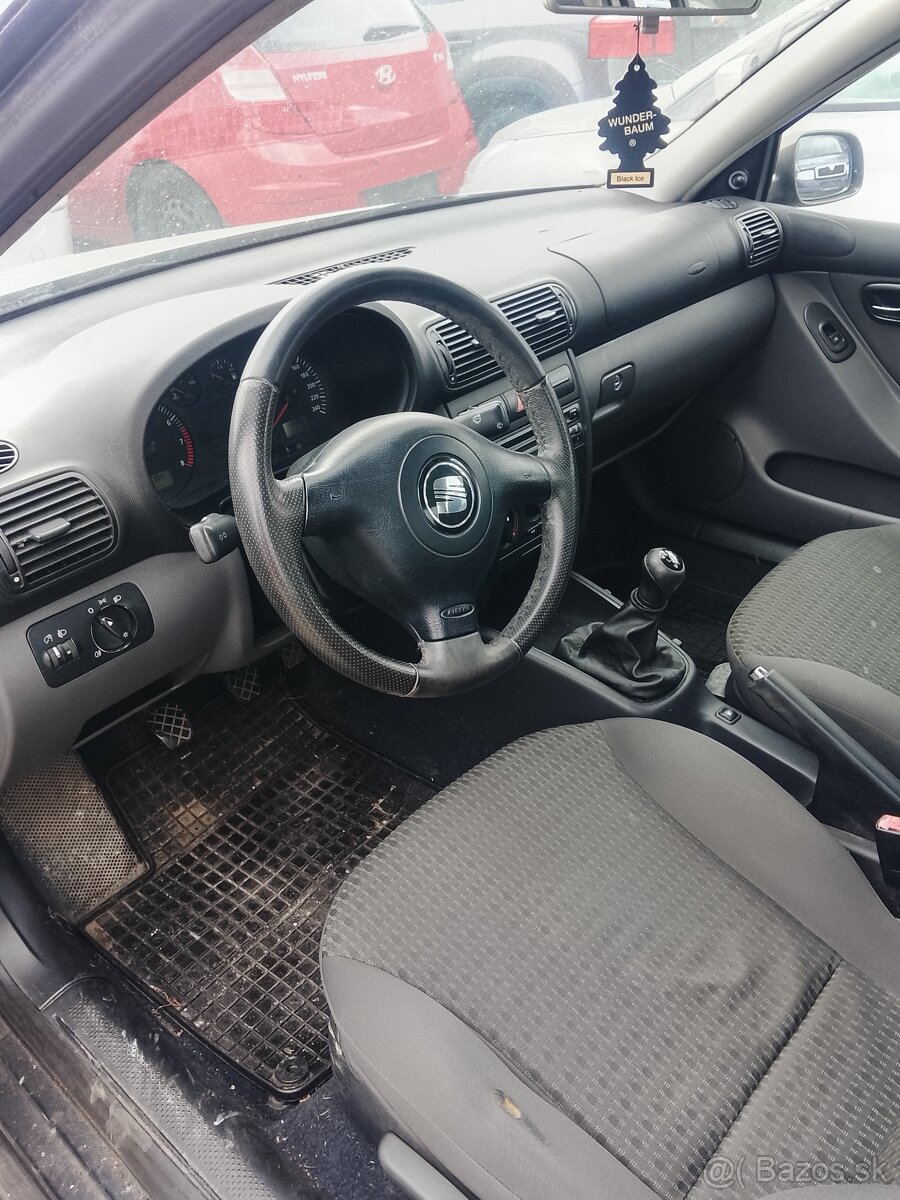 SEAT TOLEDO 2003 - 4