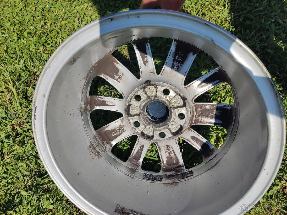 ALU KOLESÁ VW GOLF R15' 5X112 - 4