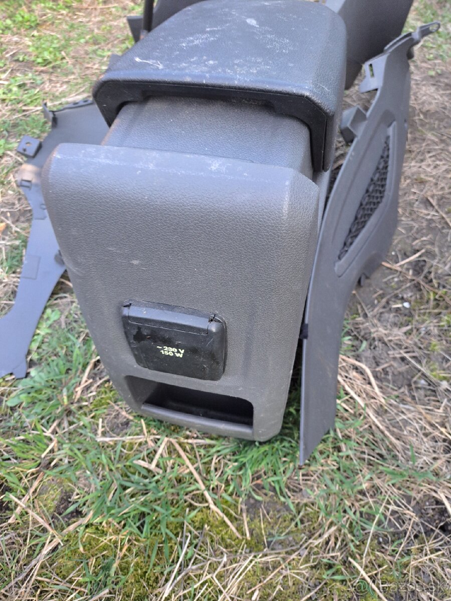 Predam Ford c-max Lakťová opierka Tunel stredový - 4