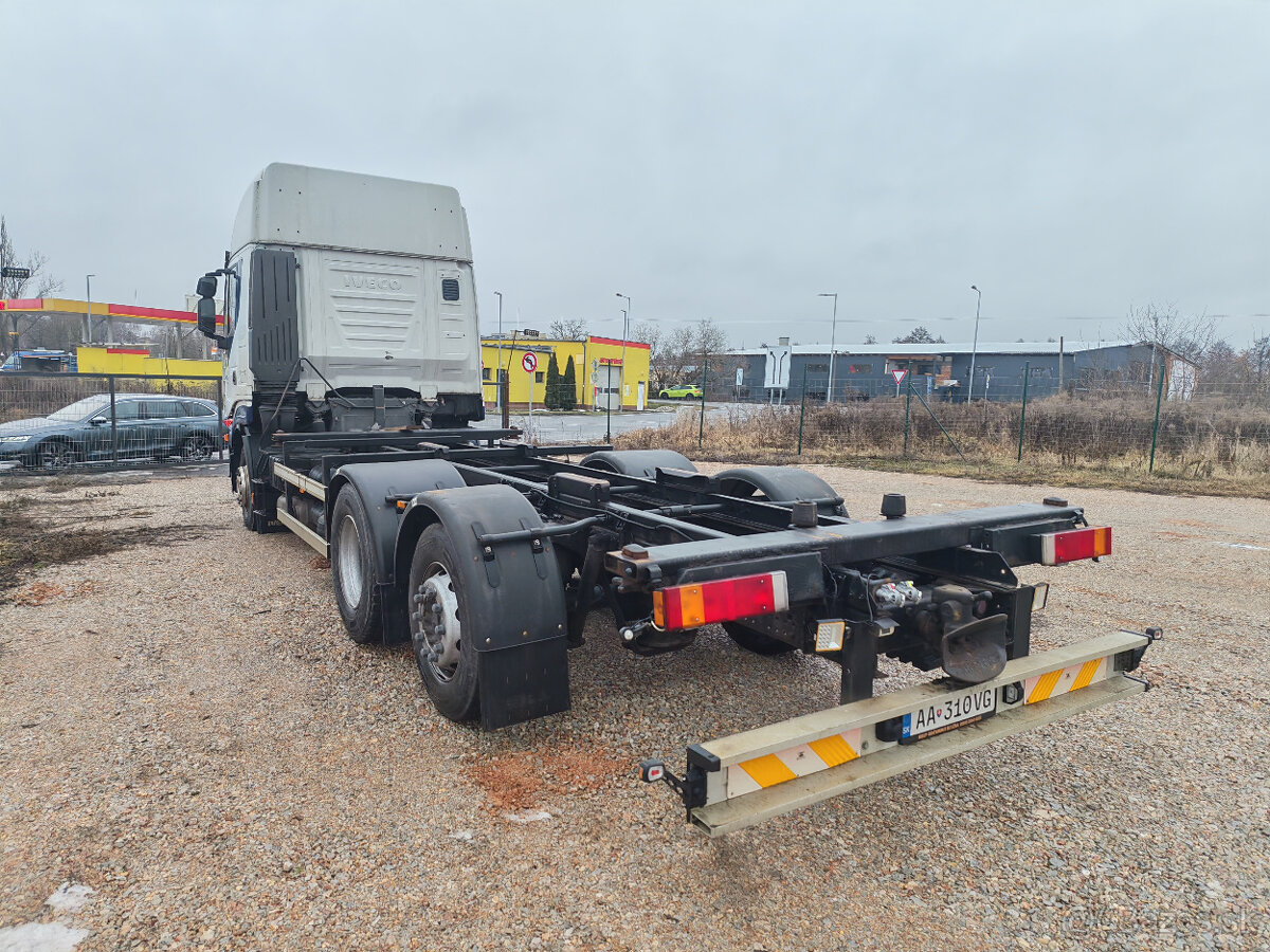 Iveco Stralis 420 6x2 BDF - 4