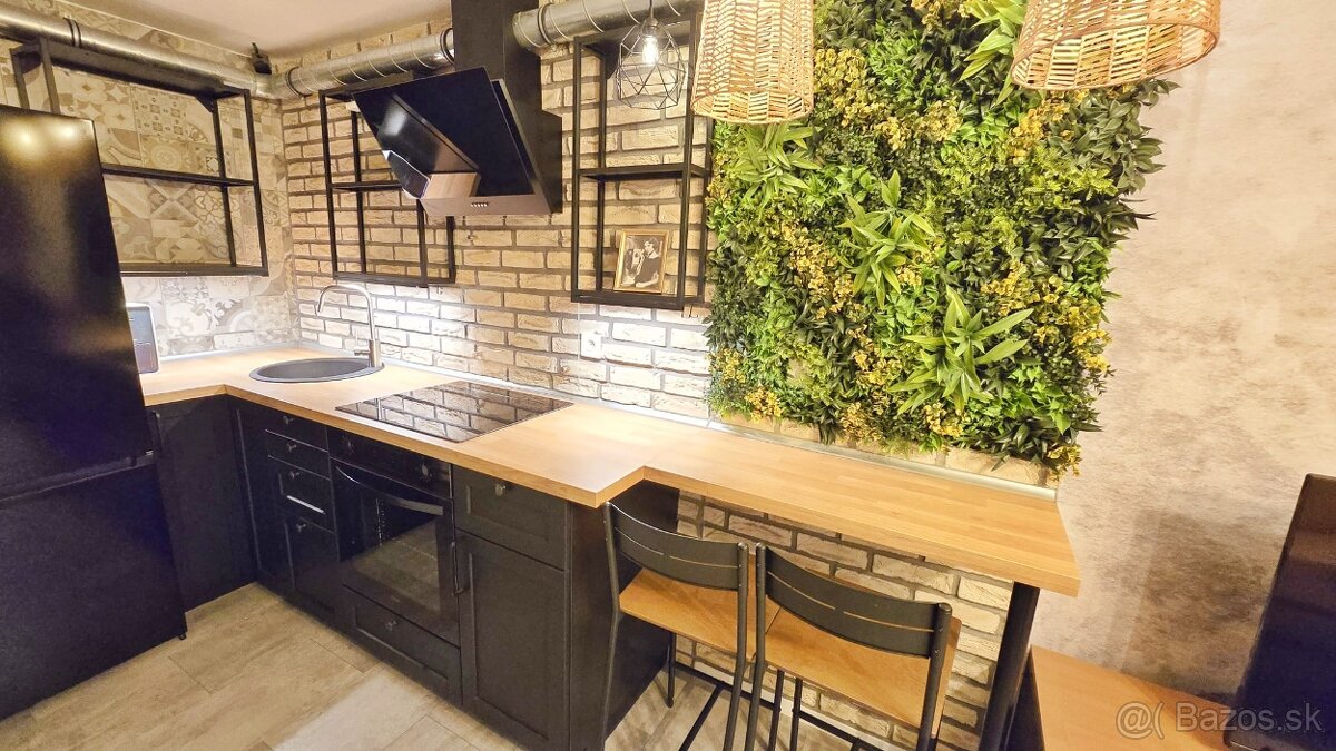 Prenájom garsónka v centre mesta Banská Bystrica - 4