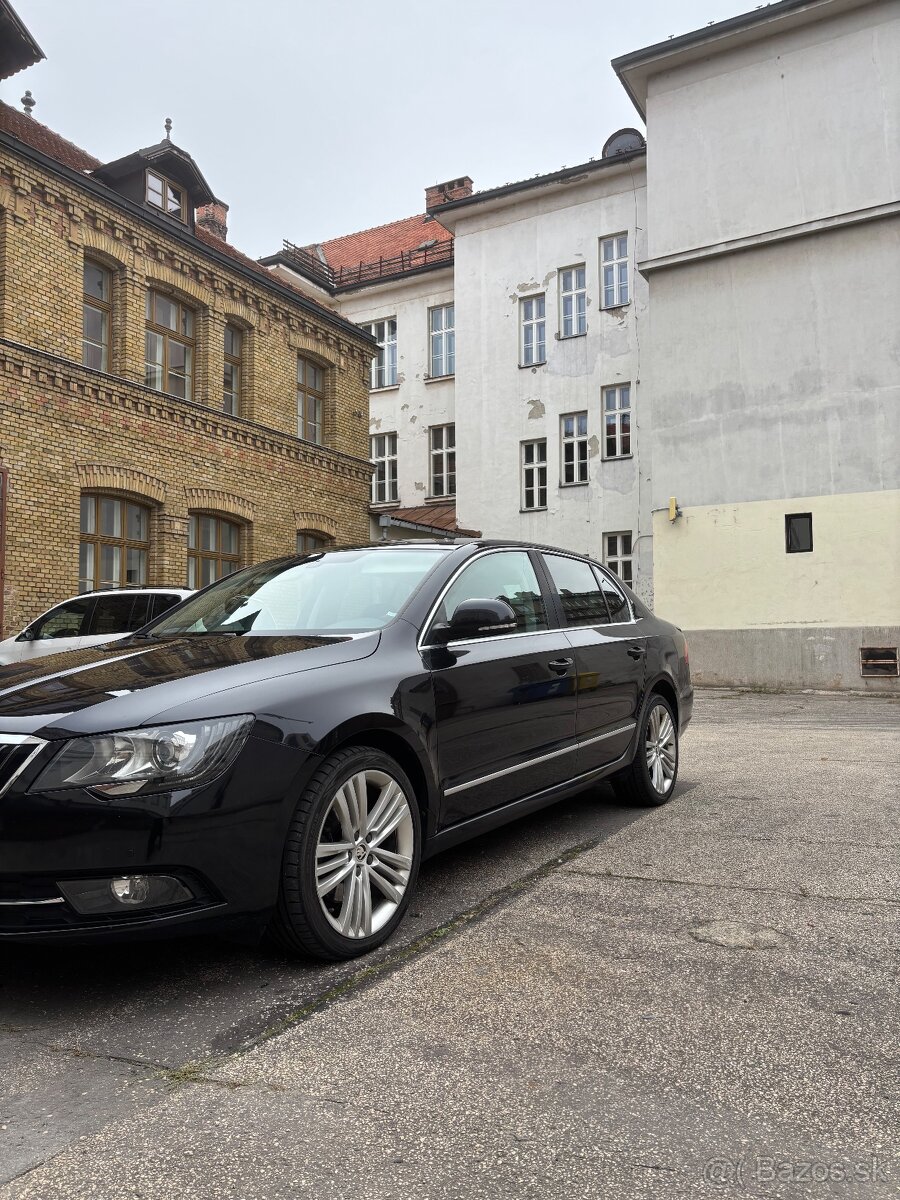 Predám Škoda Superb 2 facelift 2.0TDI 103kW - 4