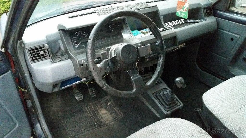 Renault R5 veterán 36 ročny - 4