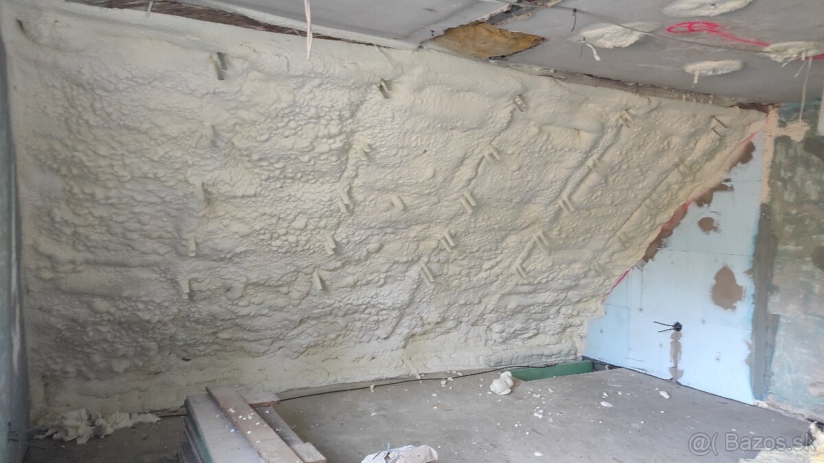 Striekaná pur izolácia - 4