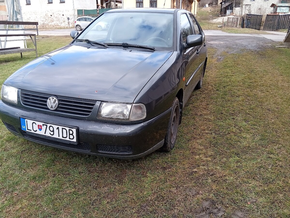 Volkswagen Polo Classic 1.4 benzín - 4