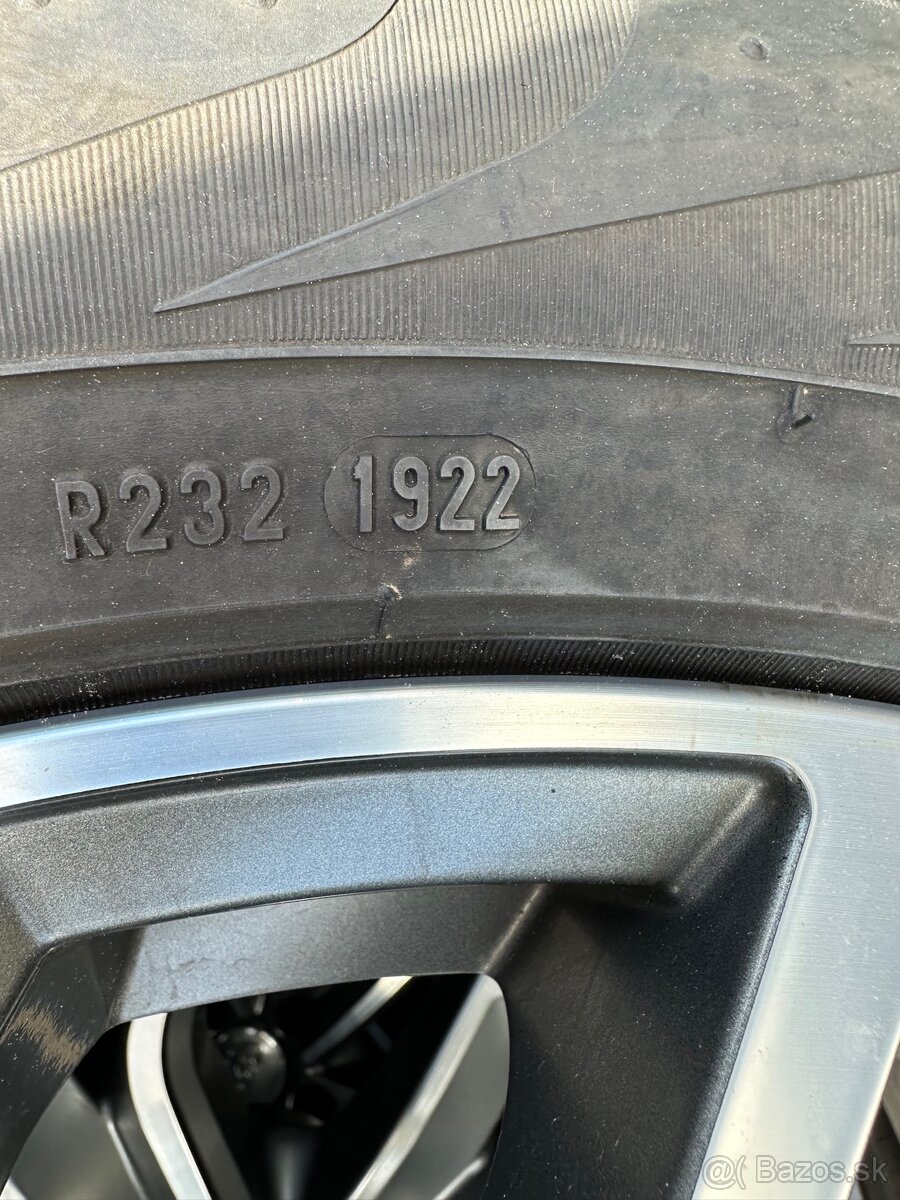 20 palcové Audi q7 - 4