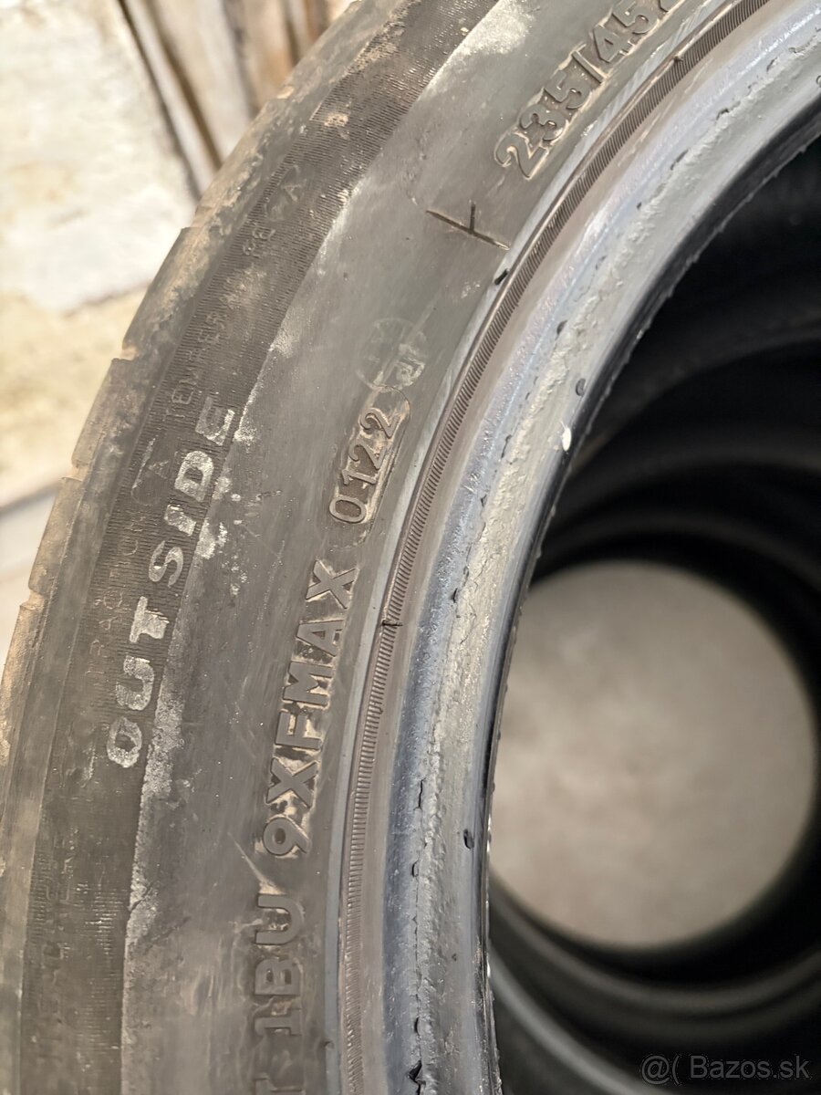 Tomket 235/45 R17 letné - 4