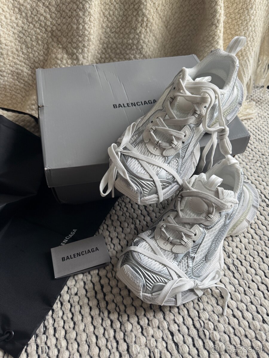 Balenciaga 3XL - 4