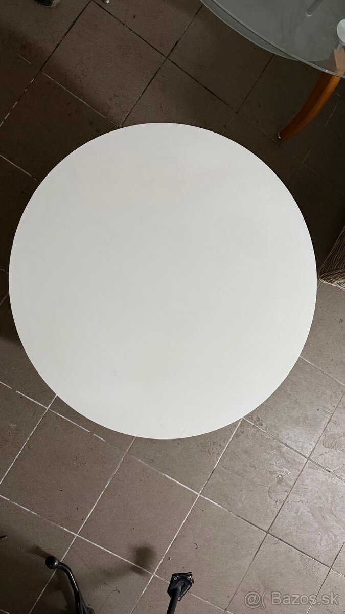 moderny nizky stolik s uloznym priestorom - 4