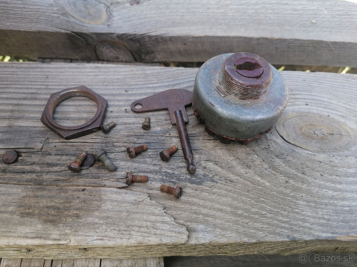 Spínacia skrinka s kľučom na Jawa, CZ, 350, 250, 175, 125 - 4