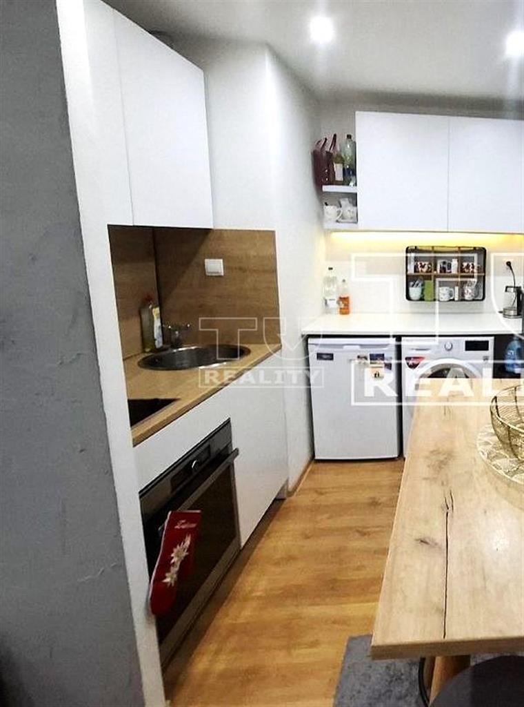 2 izbový apartmán s úžitkovou plochou 38m2 v staršej... - 4