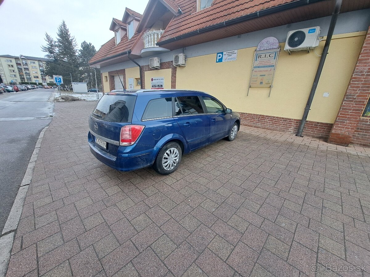 PREDÁM OPEL ASTRA H.1.7 CDTI. - 4