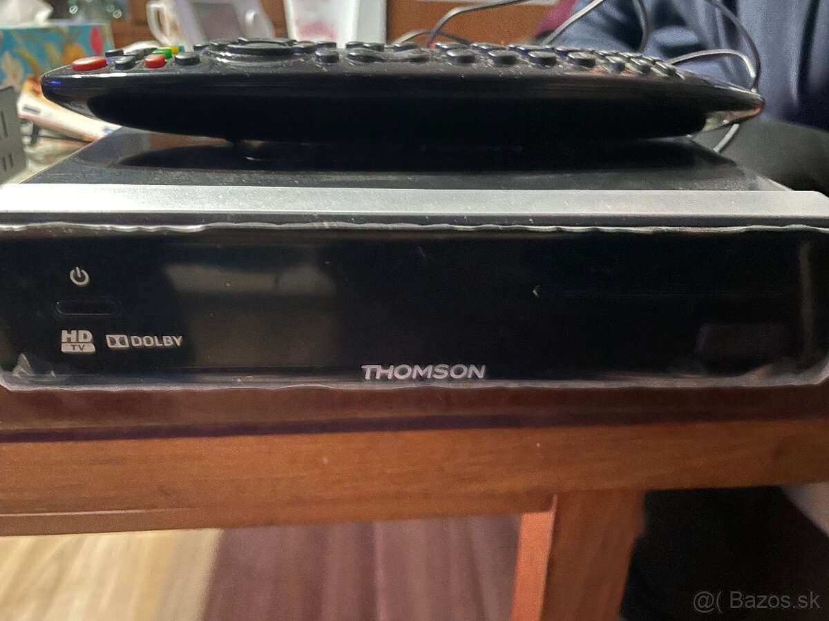 Skylink Ready HD satelitný prijímač s FastScan - 4