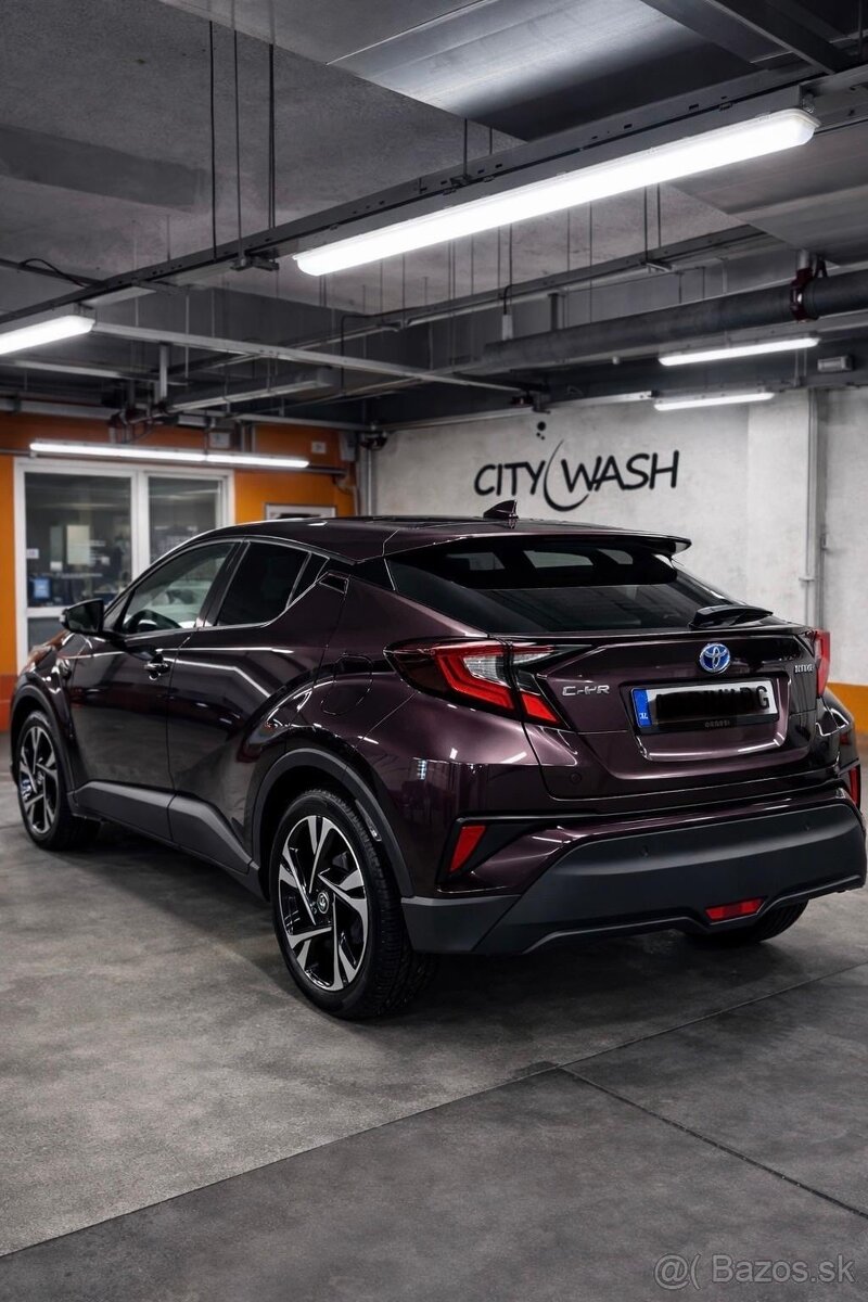 Toyotoa CHR 1.8 hybrid - 4