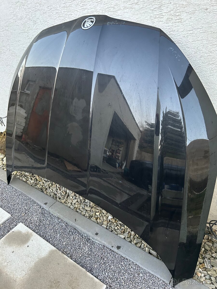 Predám prednú kaputu na Skoda oktáviu 4 - 4