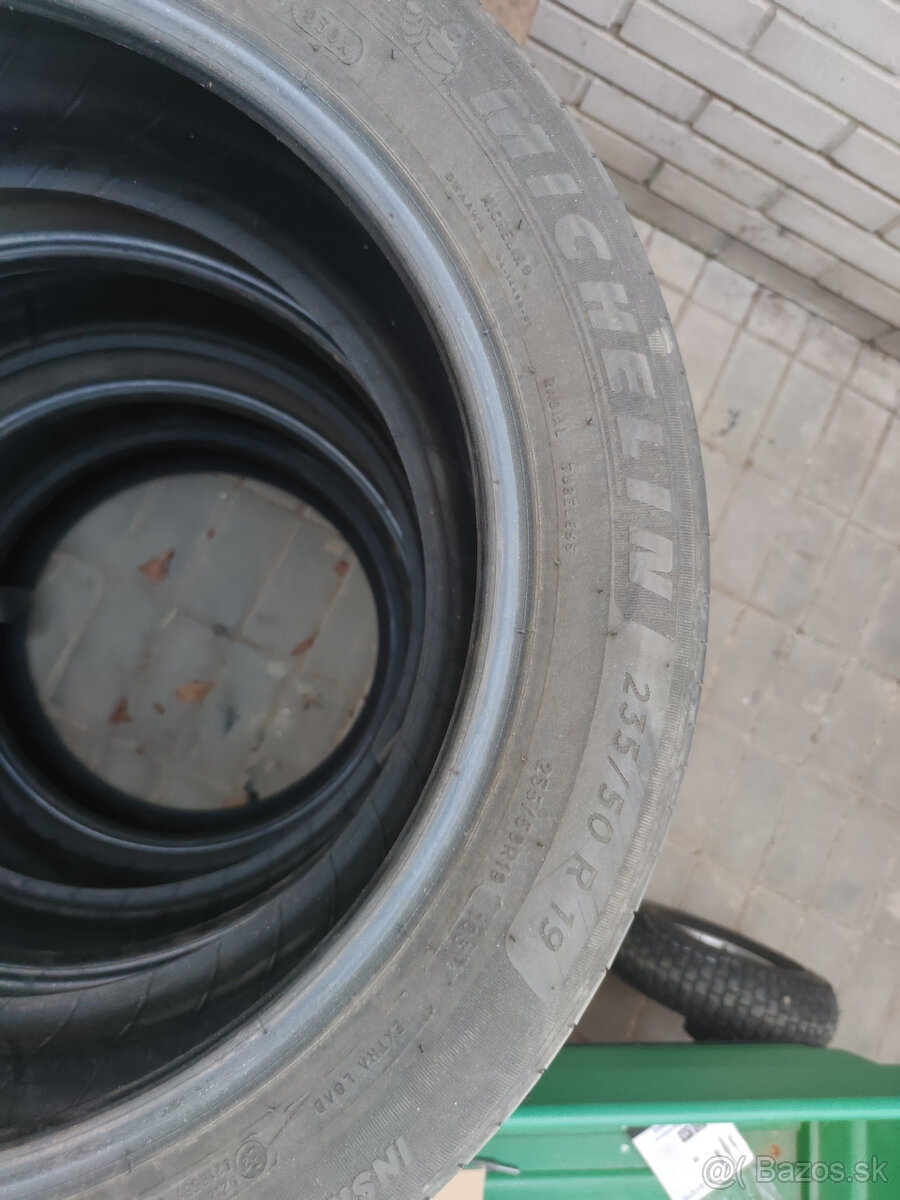 Michelin Primacy 4 235/50 R19 - 4