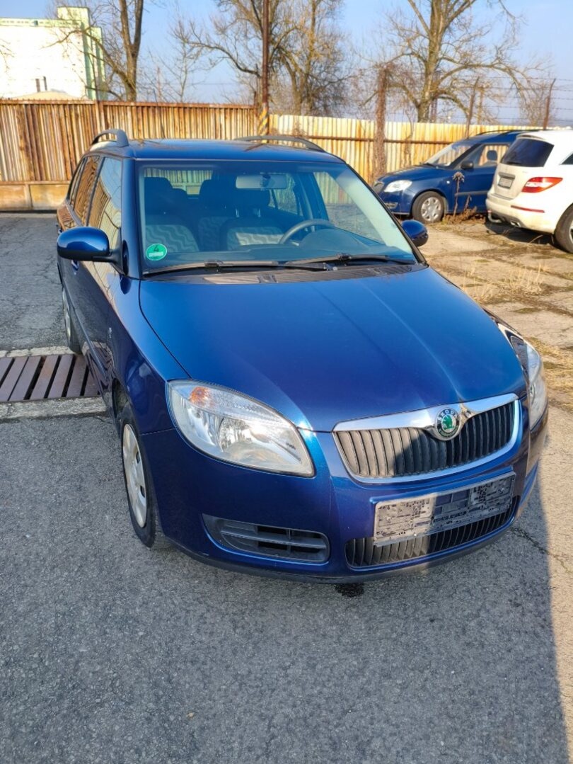 Škoda Octavia combi LPG Tour Modrá - 4