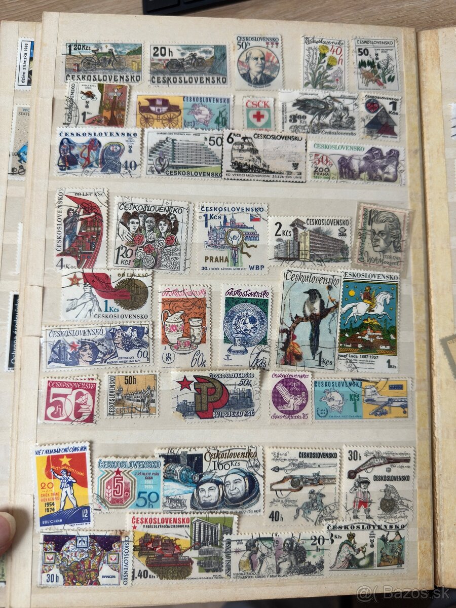 2 albumy poštových známok - 4