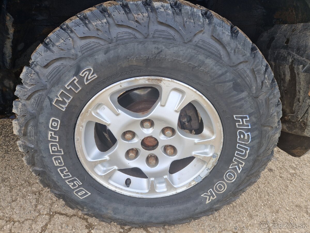 Mitsubishi pajero