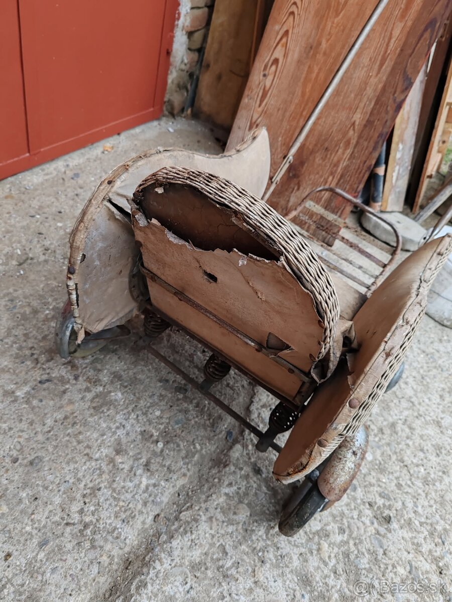 Retro kočík z roku 1958 - 4