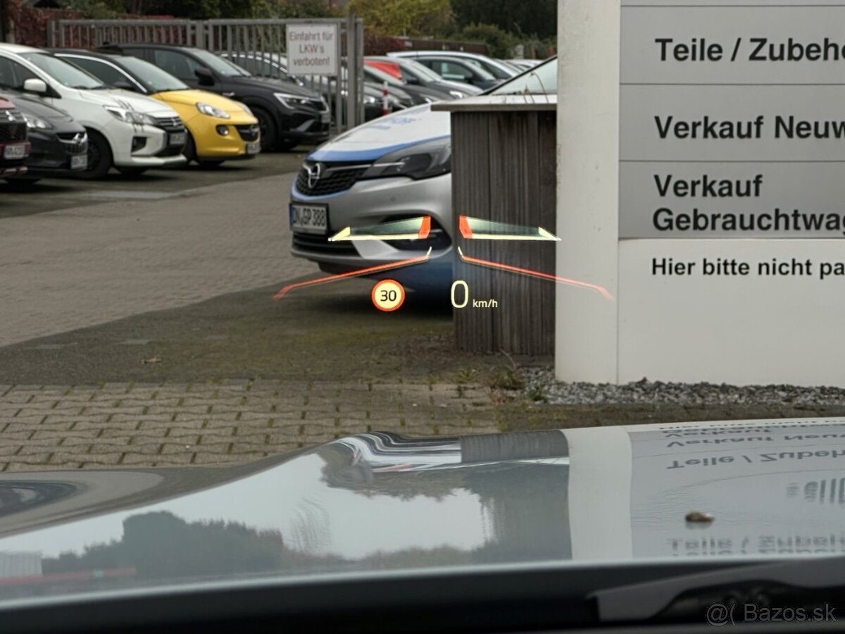 BMW M340i xDrive Touring LCI - TOP STAV - 4