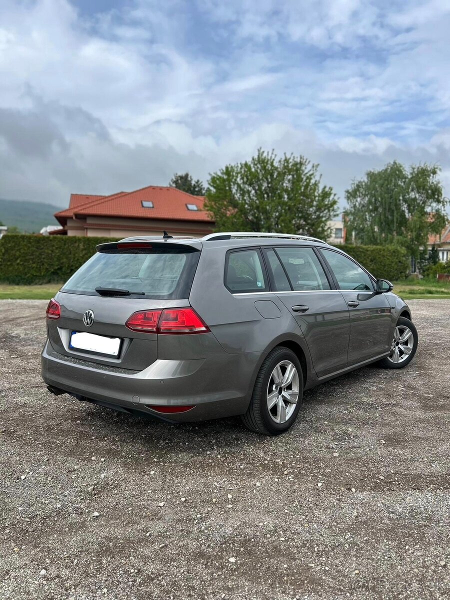 Predám VW Golf 7 Variant 2.0 110KW Higline - 4