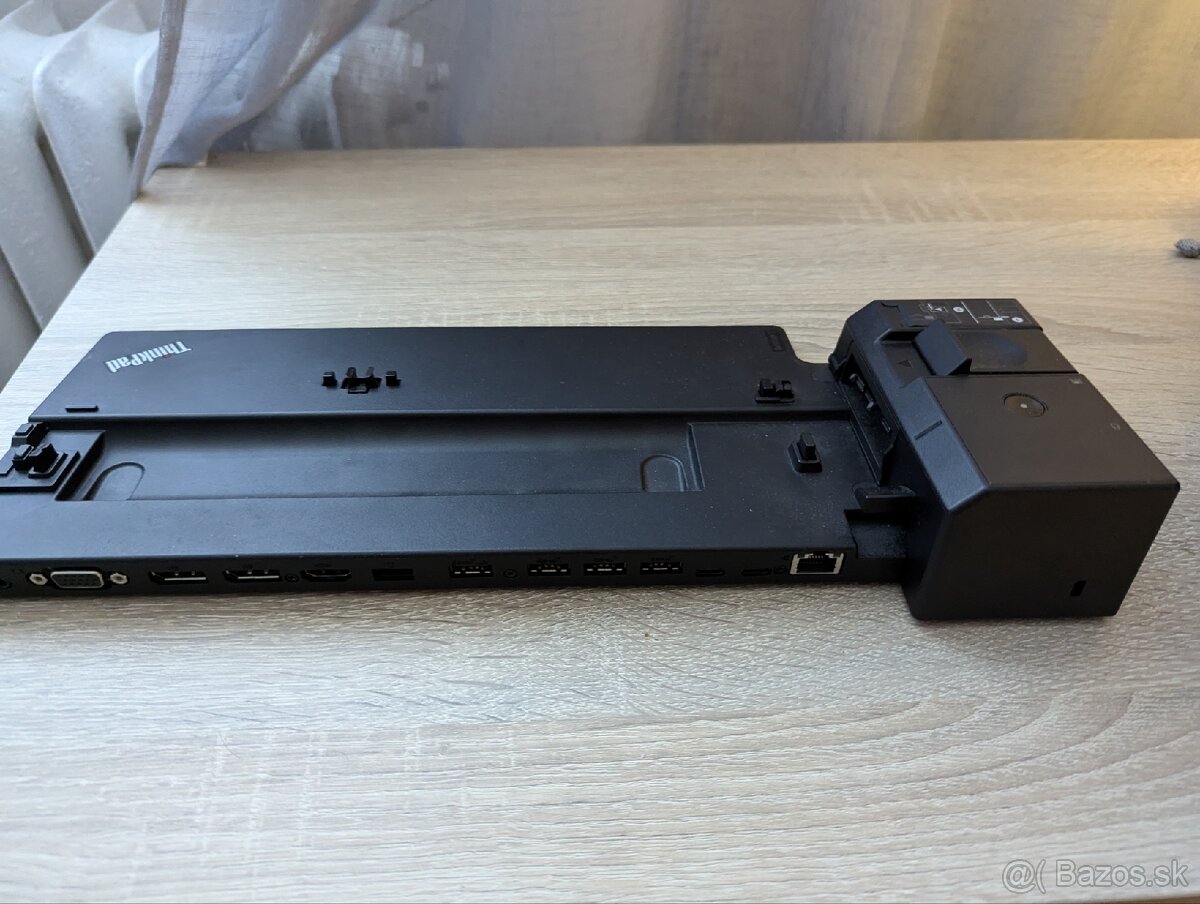 ThinkPad Pro dock - 4