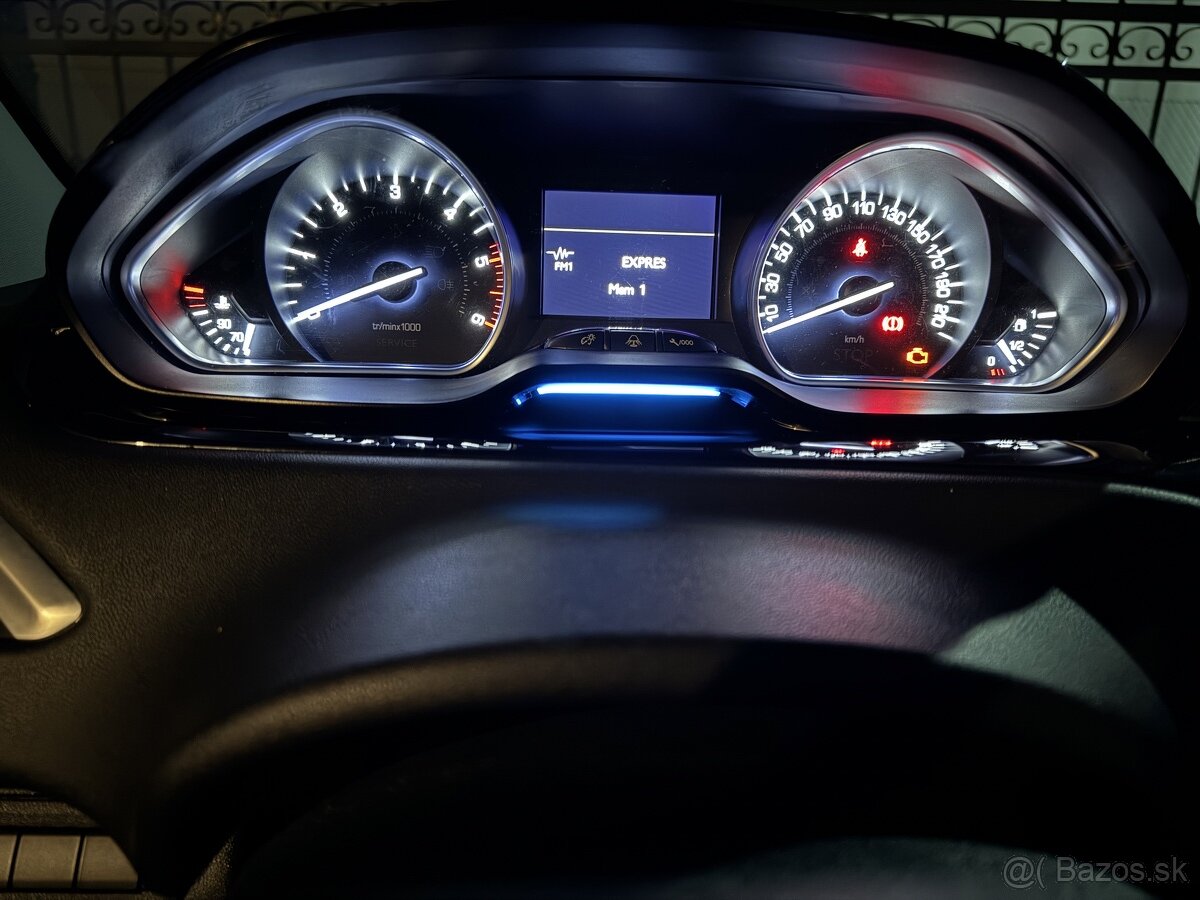 Budíky Peugeot 208/2008 - 4