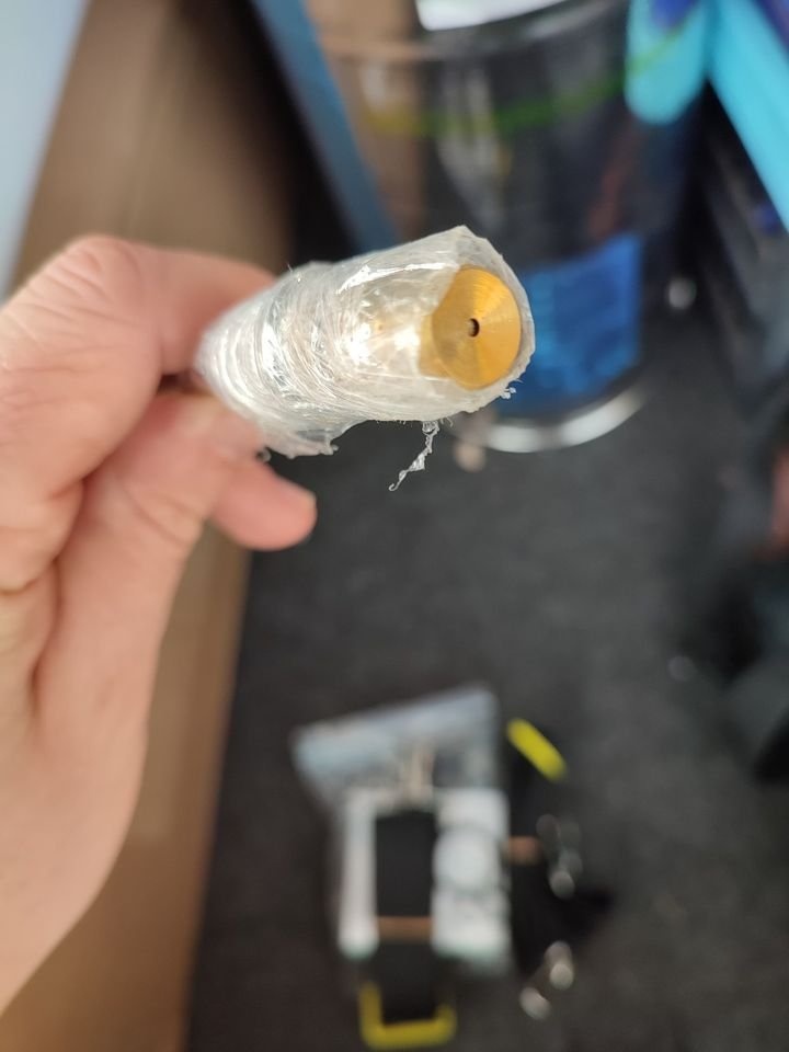 nerezový tlakový postřikovač 8l - 4