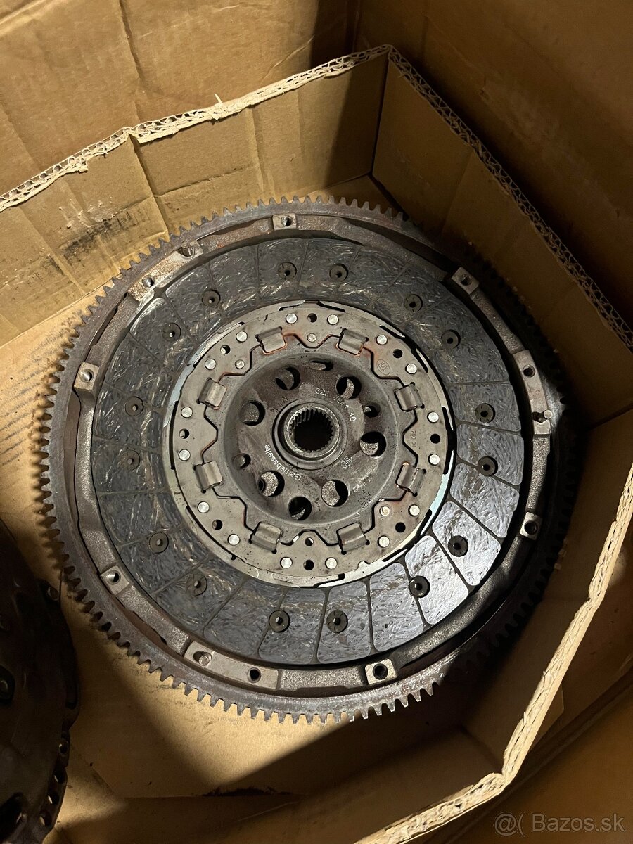 Spojková sada LuK 600 0198 00 - 4