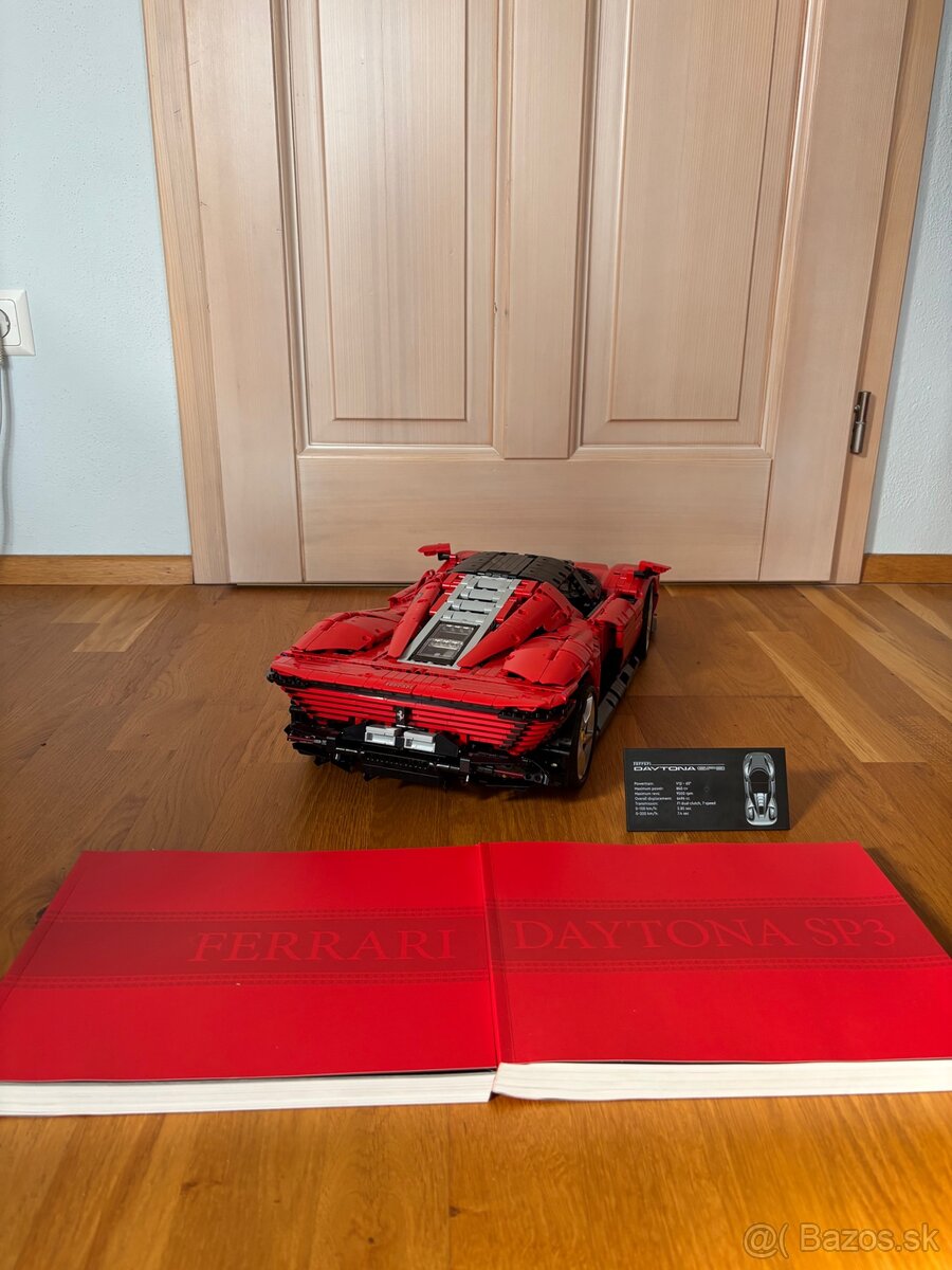 Lego Ferrari Daytona SP3 42143 - 4