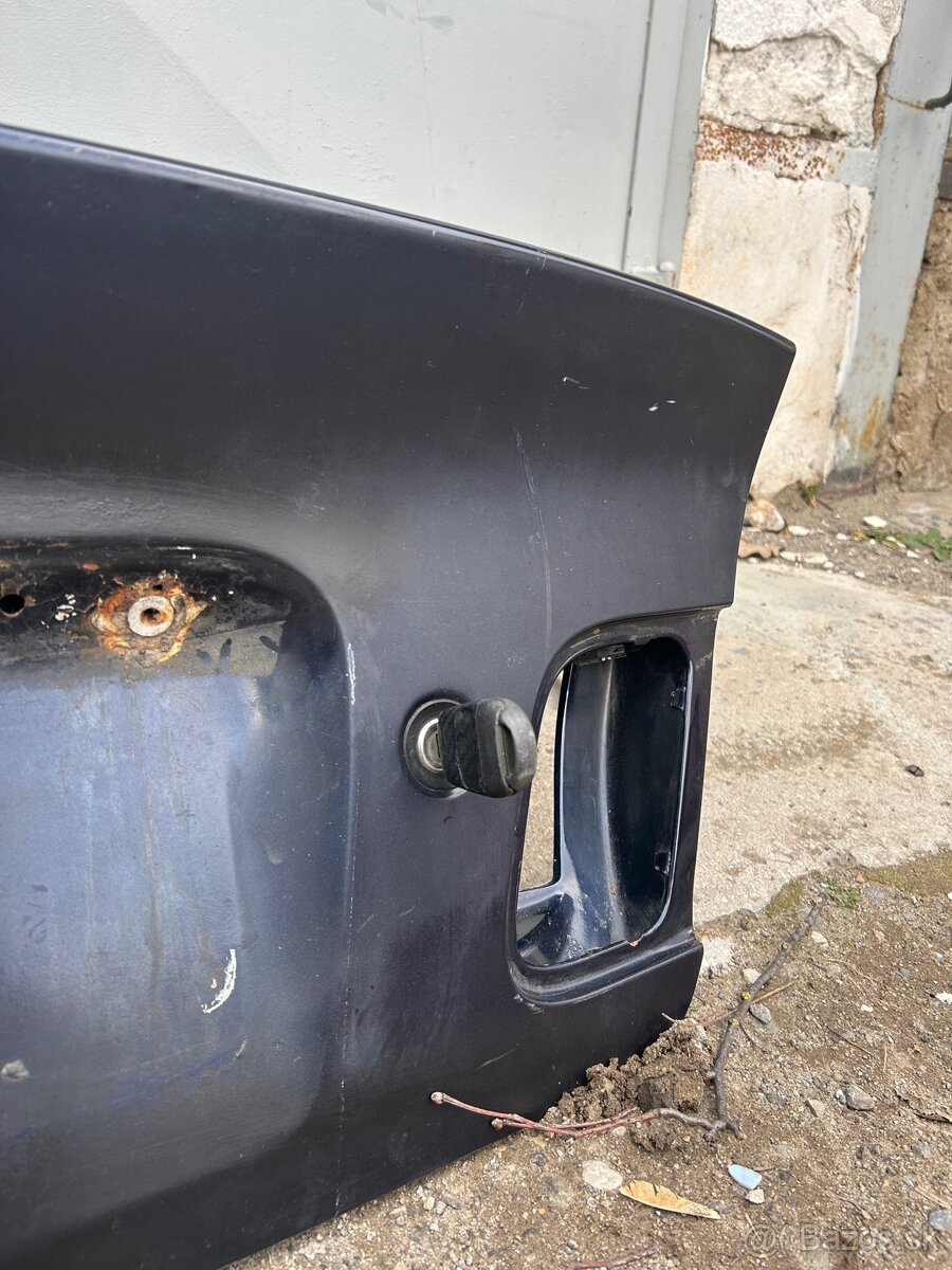 Kufor BMW E46 Sedan - 4