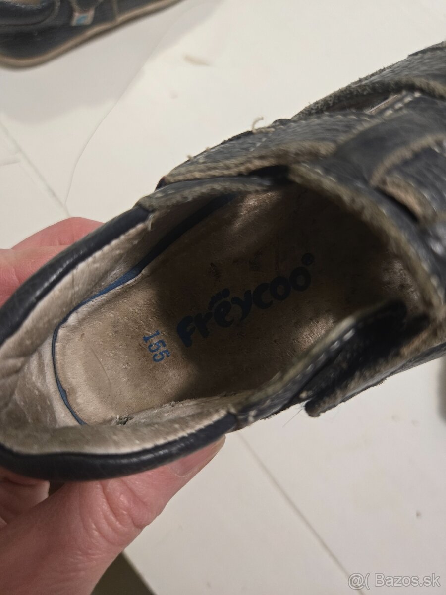 Letné chlapčenské sandále FREYCOO - 4