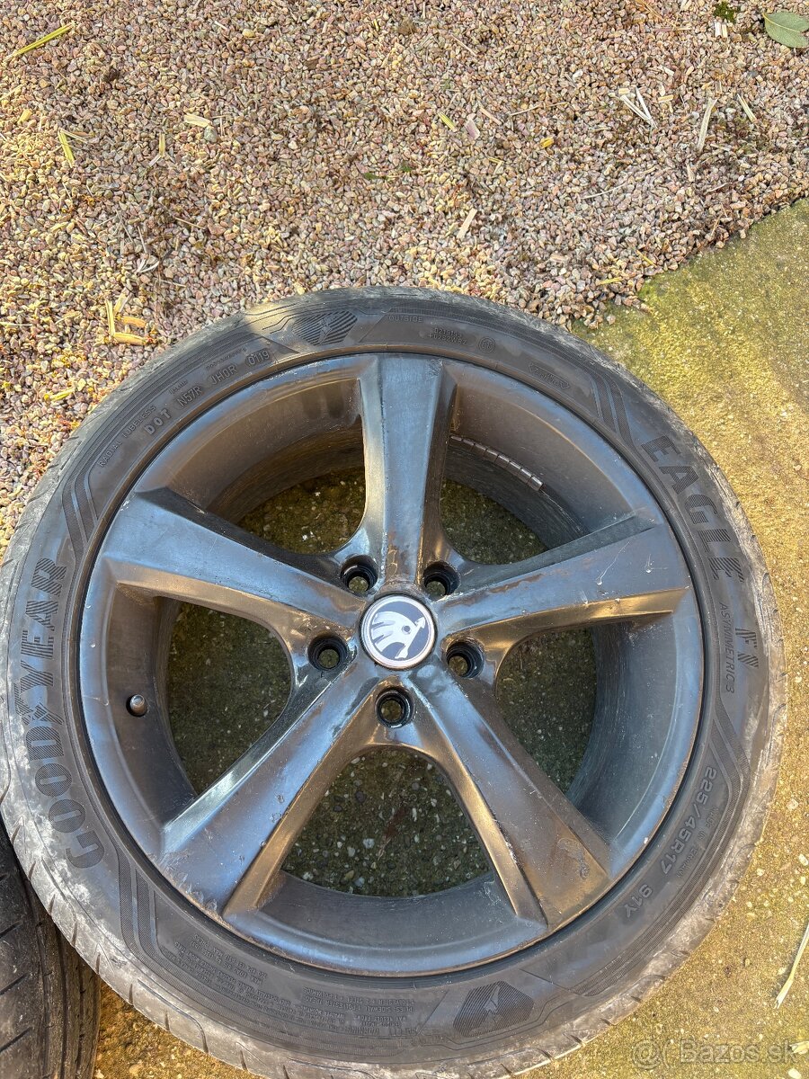 Elektróny VW group 225/45 R17 - 4