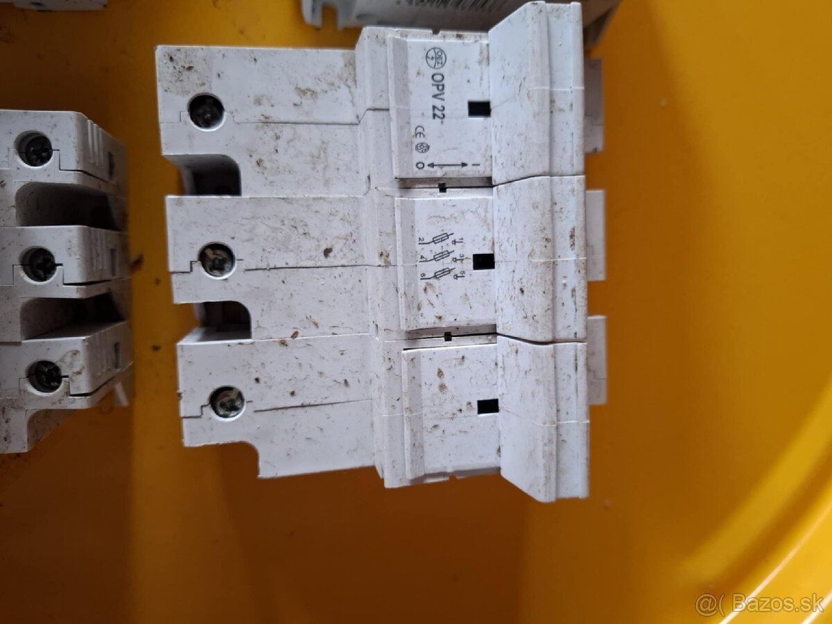 Predáme elektro komponentyCENA DOHODOU NAVRHNITE - 4