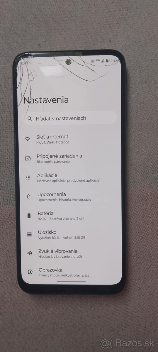 Motorola G31. Prasknutý - 4