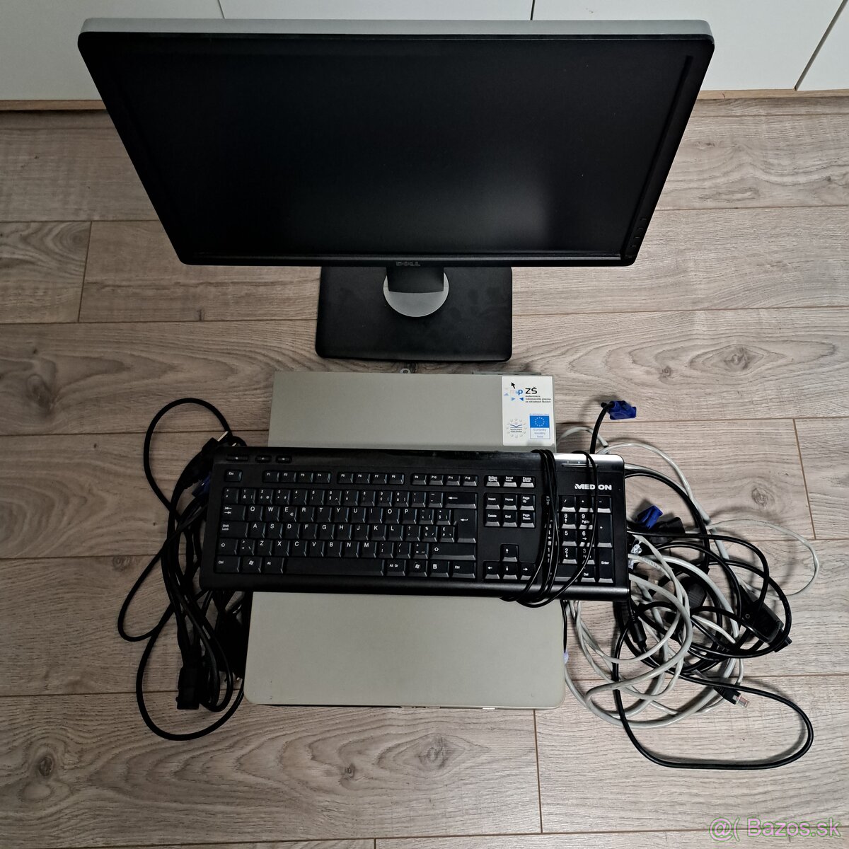 Hp počítač + Dell monitor - 4
